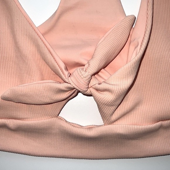 NWT L*Space Tara Ribbed Cut Out Knotted Front Bikini Top Pastel Pink Large - Picture 7 of 10